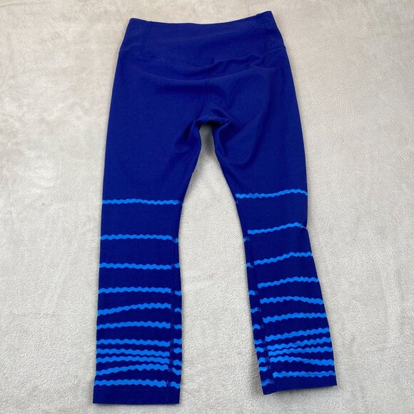 Nike Womens Capri Leggings Small Blue Zigzag Dri-Fit Actiivewear Stretch Pull On - Picture 12 of 12